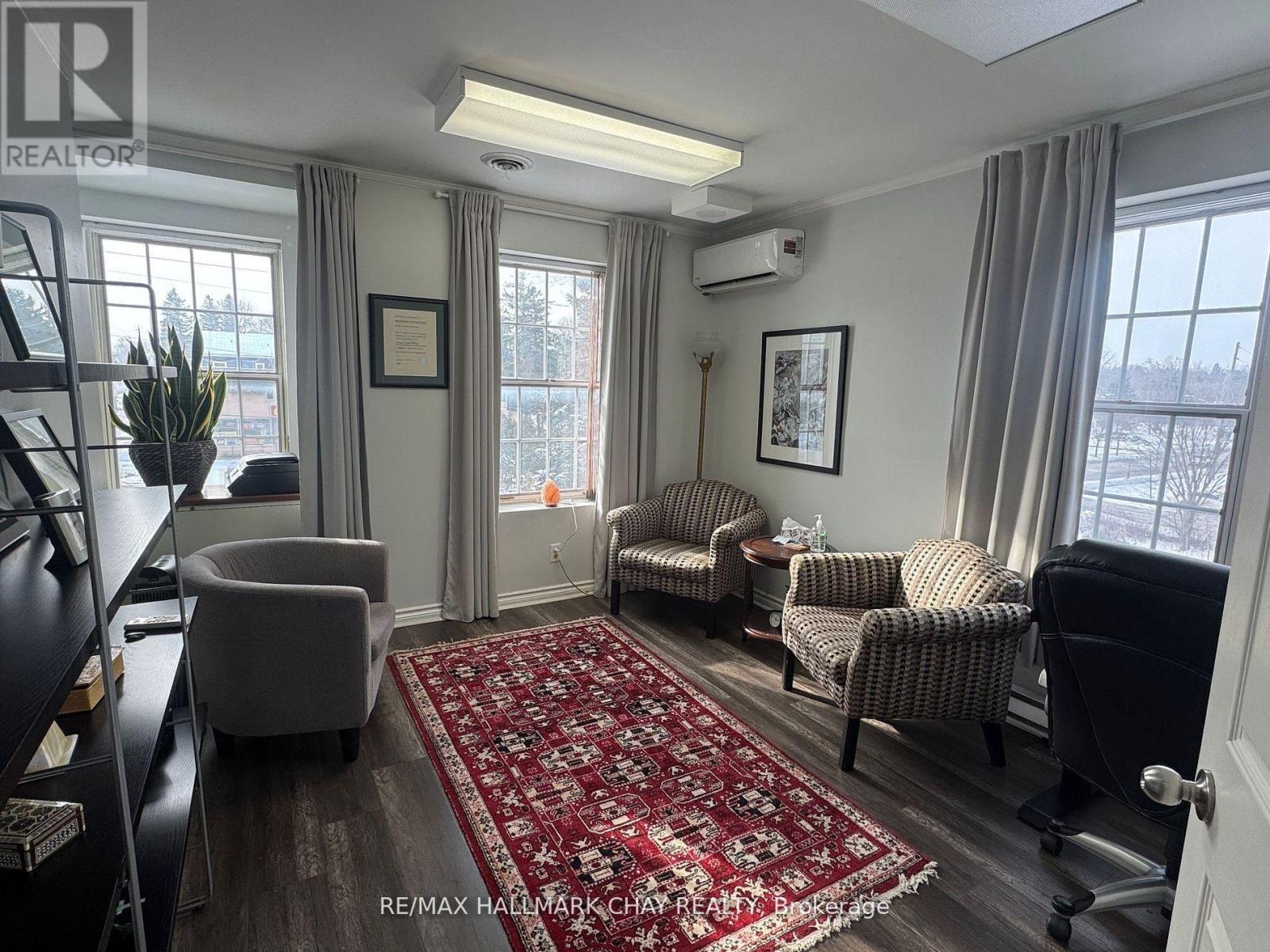 227 Eagle Street, Newmarket, Ontario  L3Y 1J8 - Photo 14 - N12681858