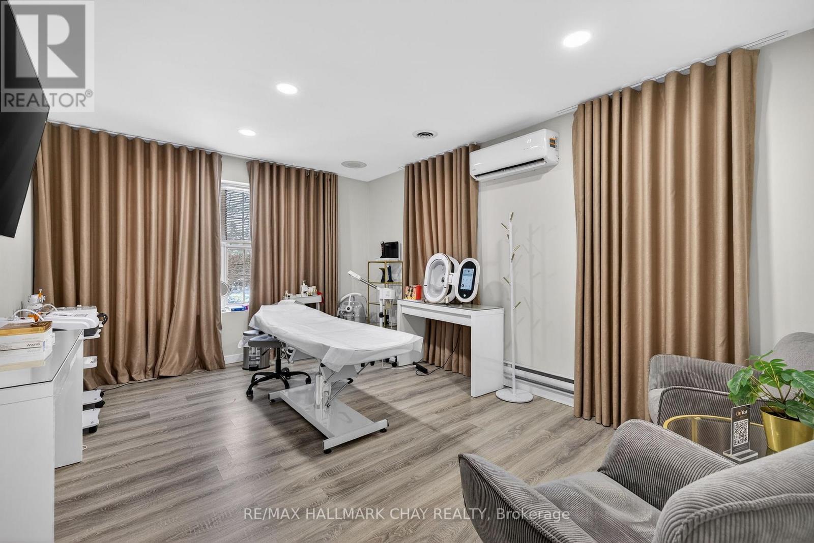 227 Eagle Street, Newmarket, Ontario  L3Y 1J8 - Photo 20 - N12681858