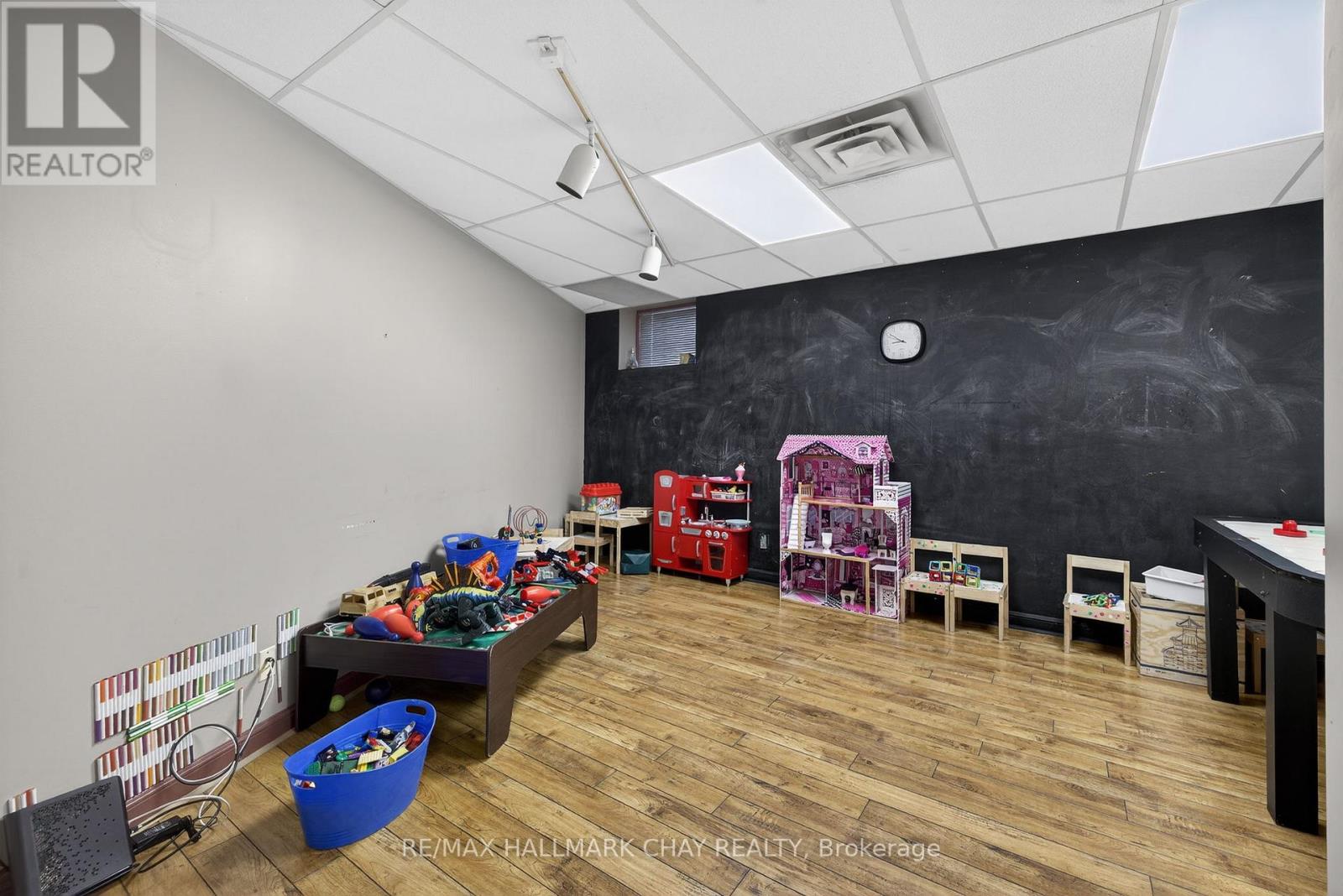 227 Eagle Street, Newmarket, Ontario  L3Y 1J8 - Photo 26 - N12681858