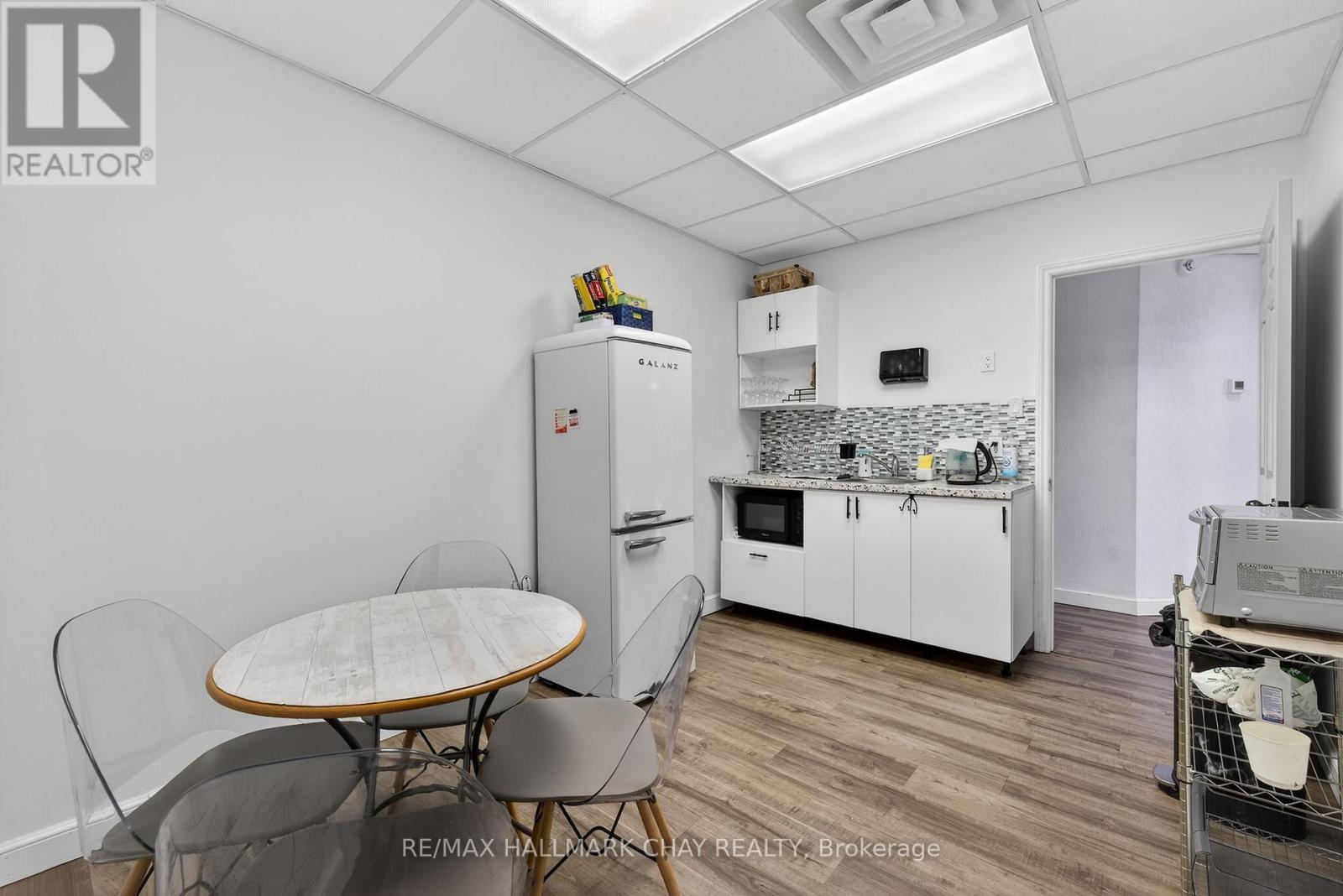 227 Eagle Street, Newmarket, Ontario  L3Y 1J8 - Photo 5 - N12681858