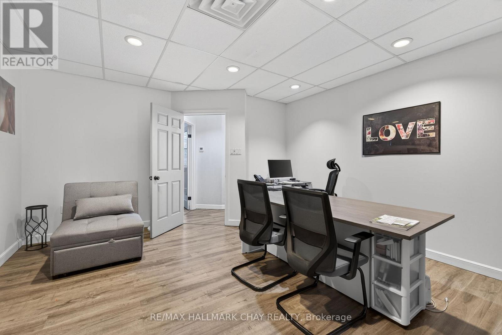 227 Eagle Street, Newmarket, Ontario  L3Y 1J8 - Photo 9 - N12681858