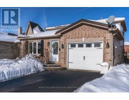 222 COUNTRY LANE, Barrie, Ontario