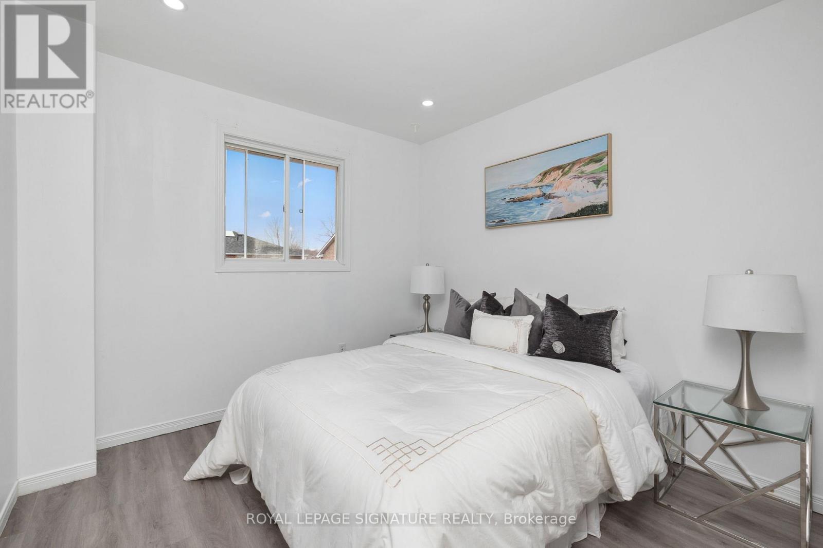 124 Laidlaw Drive, Barrie (West Bayfield), Ontario  L4N 7R9 - Photo 16 - S12681780