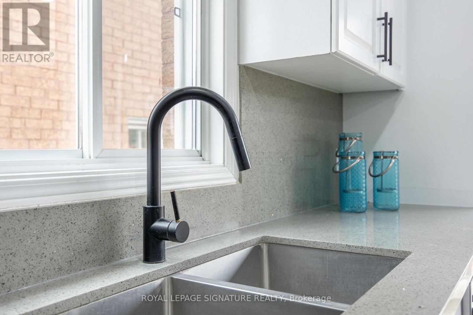 124 Laidlaw Drive, Barrie (West Bayfield), Ontario  L4N 7R9 - Photo 31 - S12681780