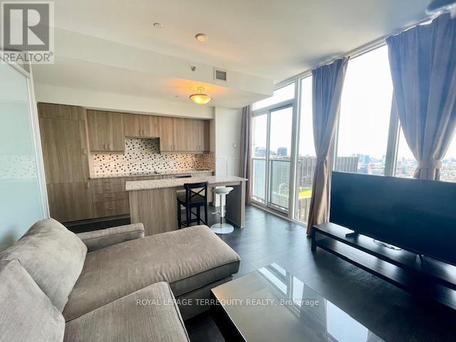 P101 - 426 University Avenue, Toronto, Ontario  M5G 1S9 - Photo 2 - C12681530