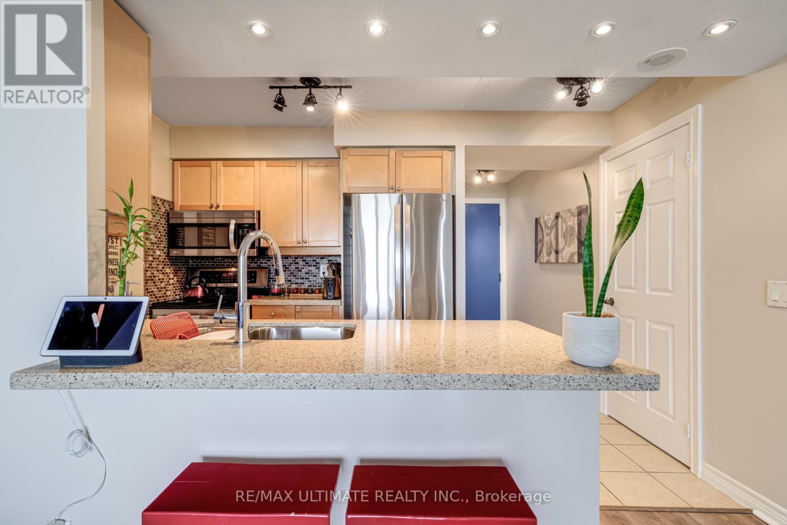 2202 - 710 Humberwood Boulevard, Toronto, Ontario  M9W 7J5 - Photo 9 - W12681690