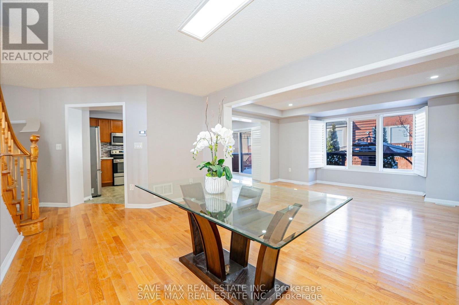 254 Fandango Drive, Brampton, Ontario  L6X 0M5 - Photo 10 - W12681710