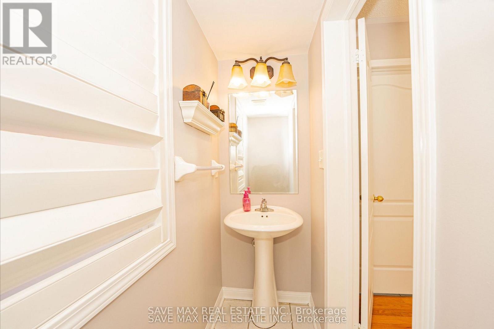 254 Fandango Drive, Brampton, Ontario  L6X 0M5 - Photo 15 - W12681710