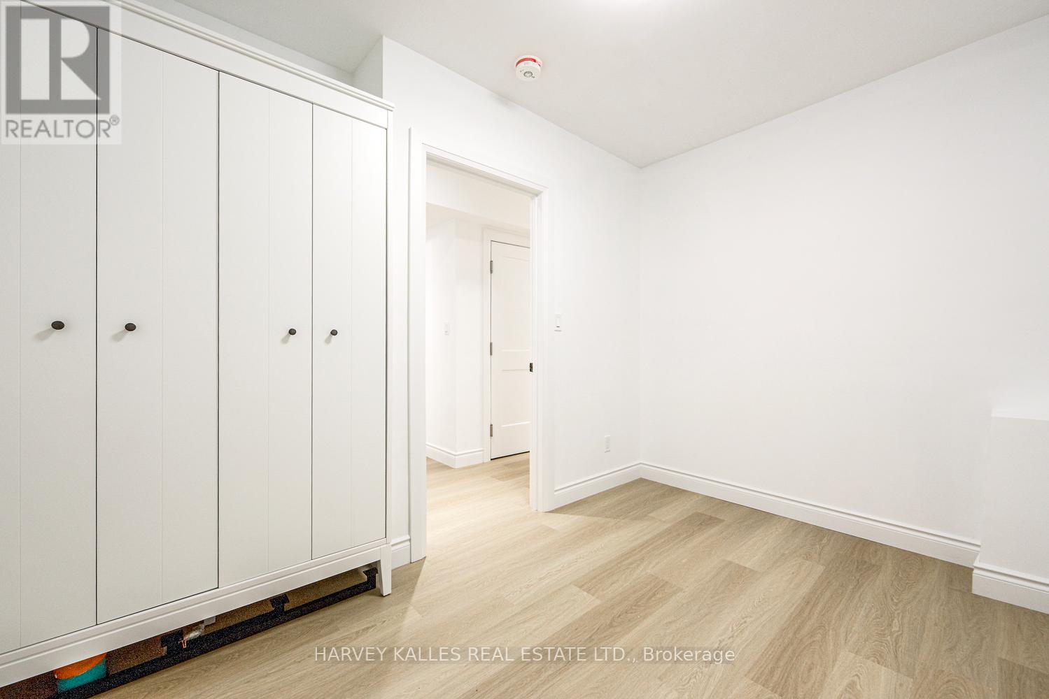 Basement - 33 Parkview Gardens, Toronto, Ontario  M6P 2W1 - Photo 13 - W12681756