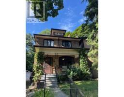 LOWER - 33 PARKVIEW GARDENS, Toronto, Ontario