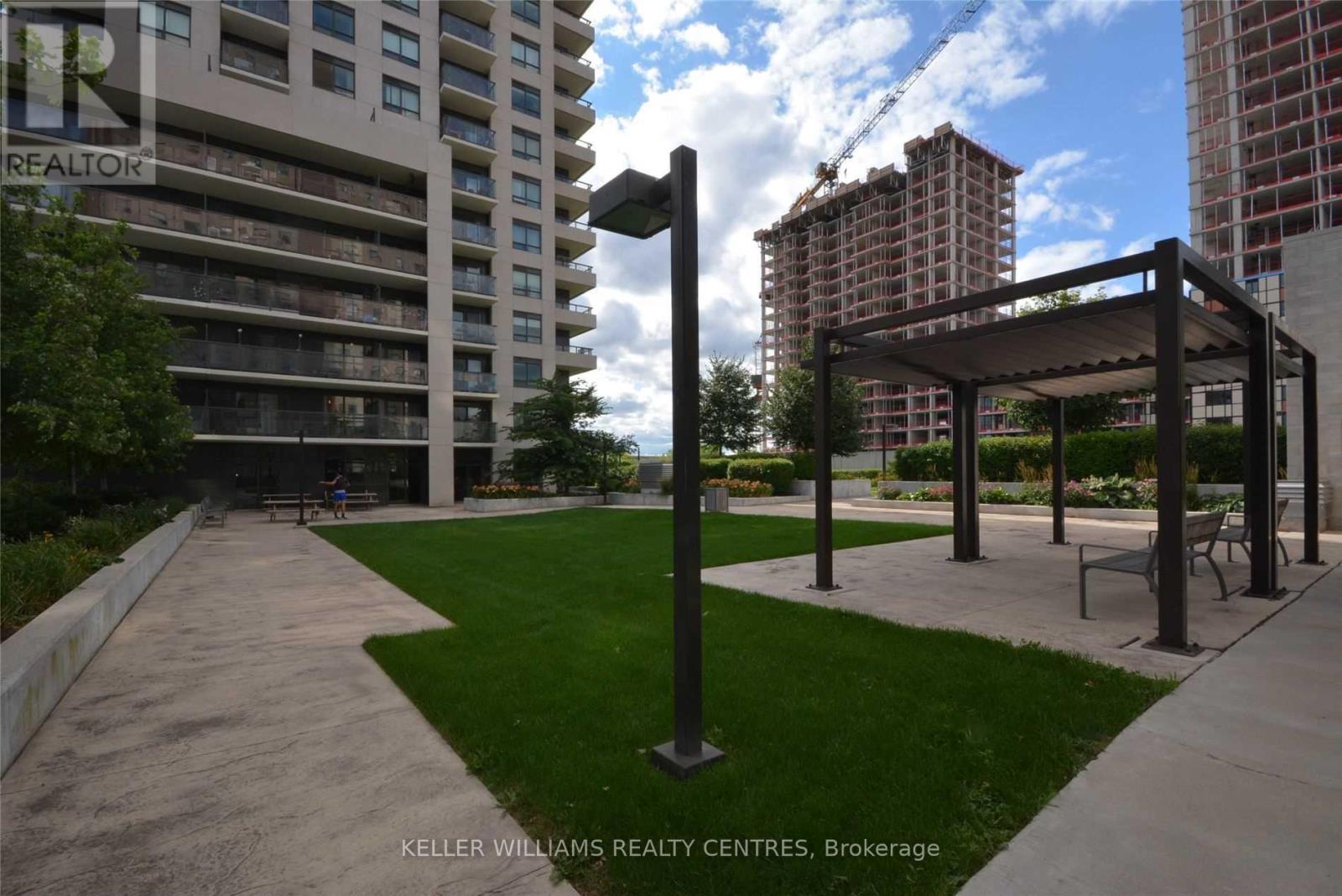 1605 - 1410 Dupont Street, Toronto, Ontario  M6H 0B6 - Photo 8 - W12681826