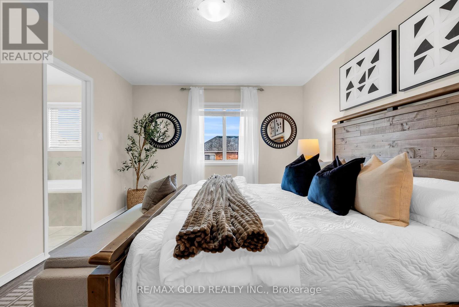 3770 Brinwood Gate, Mississauga, Ontario  L5M 7H2 - Photo 29 - W12681844