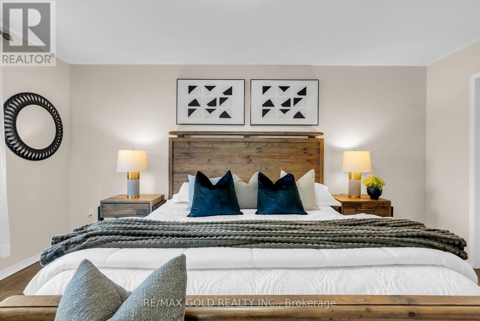 3770 Brinwood Gate, Mississauga, Ontario  L5M 7H2 - Photo 30 - W12681844