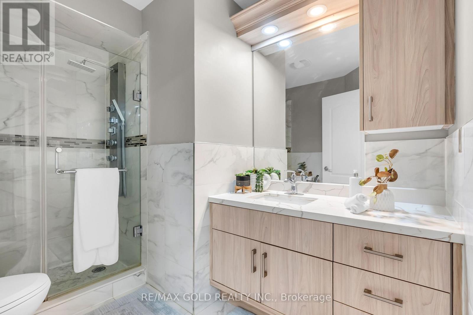 3770 Brinwood Gate, Mississauga, Ontario  L5M 7H2 - Photo 33 - W12681844