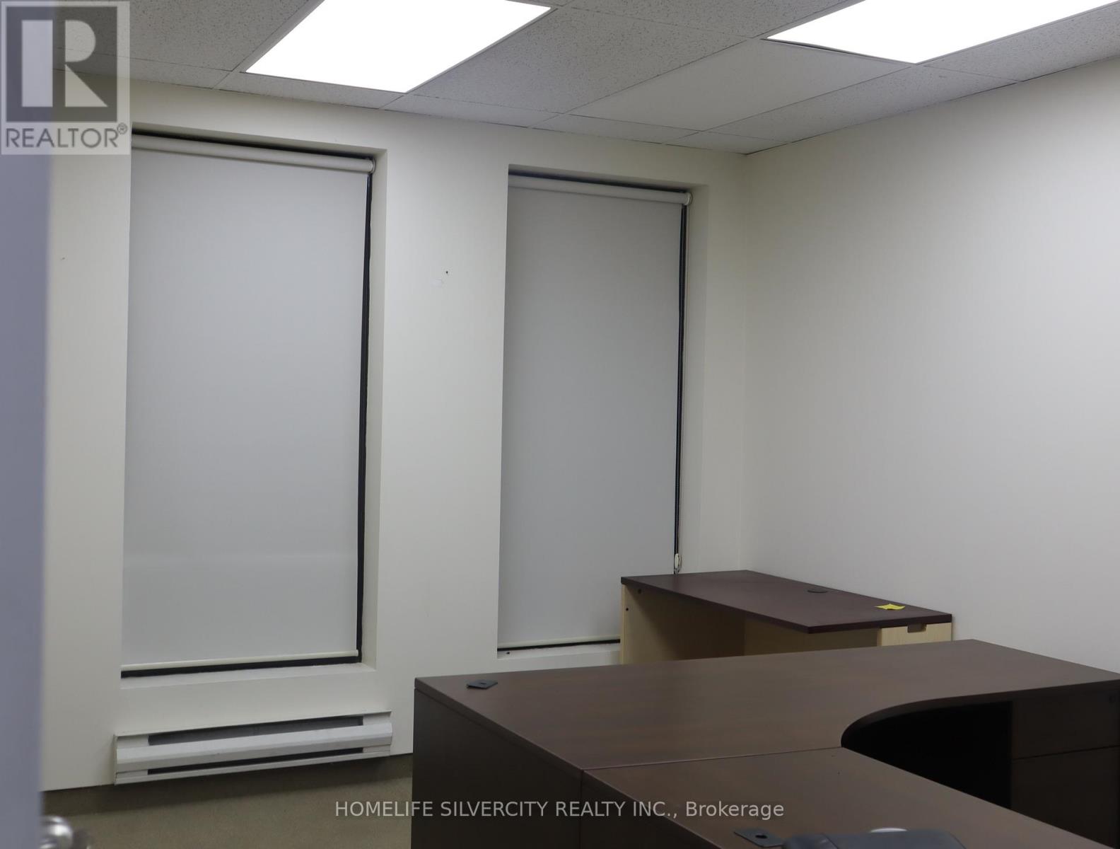 7461 Pacific Circle, Mississauga, Ontario  L5T 2A4 - Photo 5 - W12681902