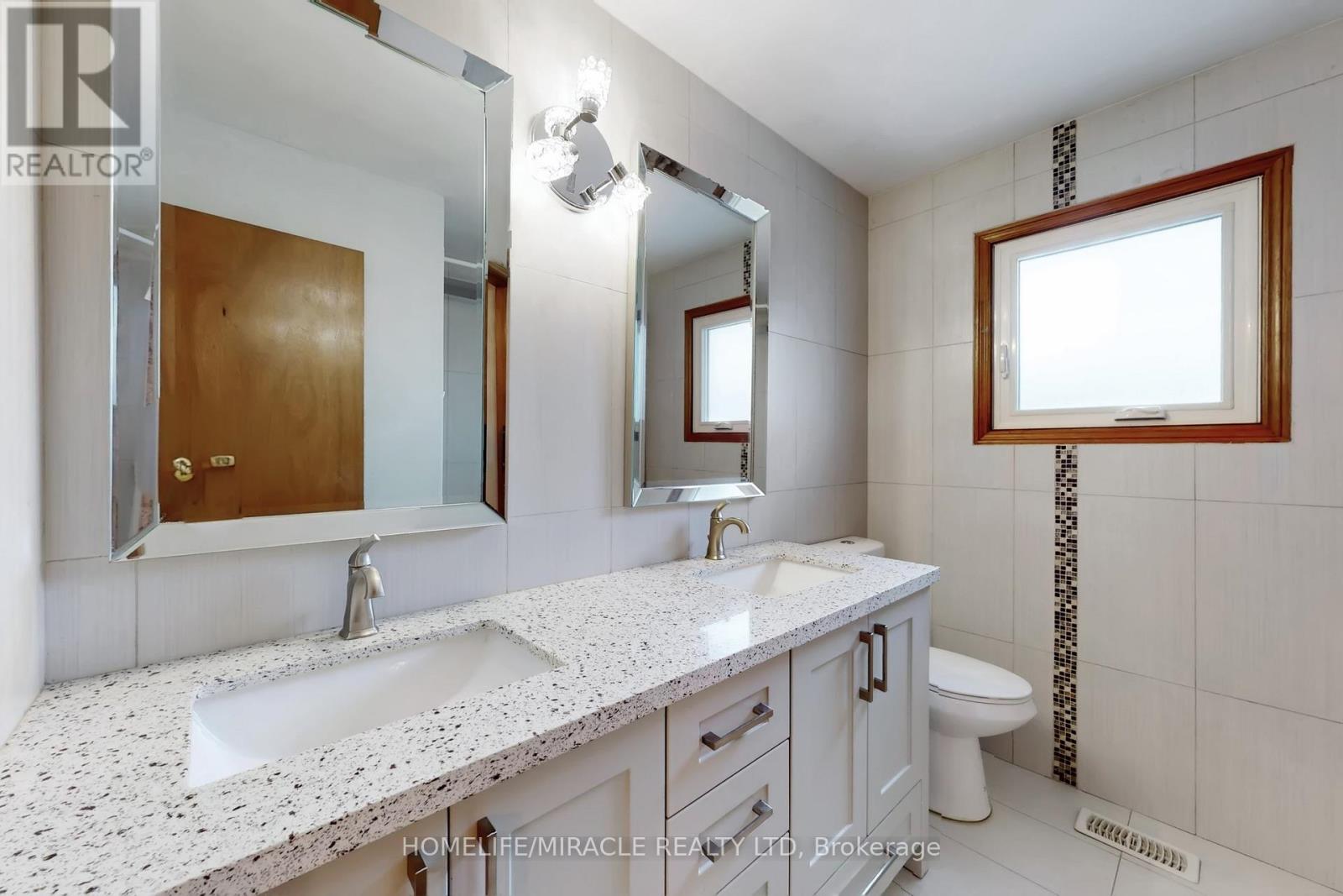 14 Rodwell Court, Brampton, Ontario  L6Y 4G7 - Photo 24 - W12681906