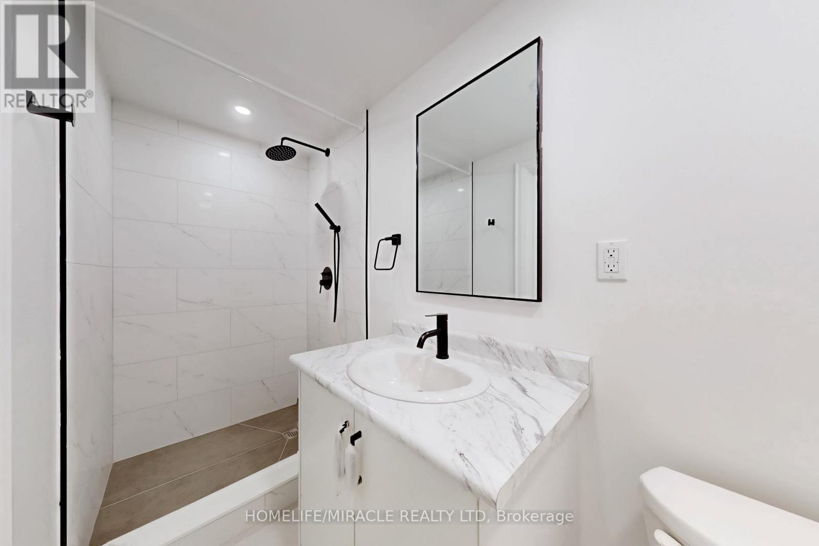 14 Rodwell Court, Brampton, Ontario  L6Y 4G7 - Photo 39 - W12681906