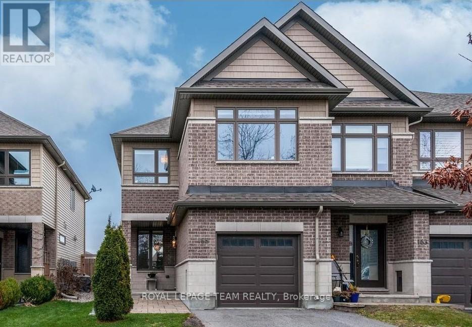 165 Woodhurst Crescent, Ottawa, Ontario  K2S 0T5 - Photo 2 - X12649866
