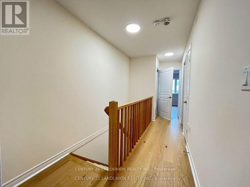 56 Bloom Crescent, Hamilton, Ontario  L0R 1P0 - Photo 14 - X12681686