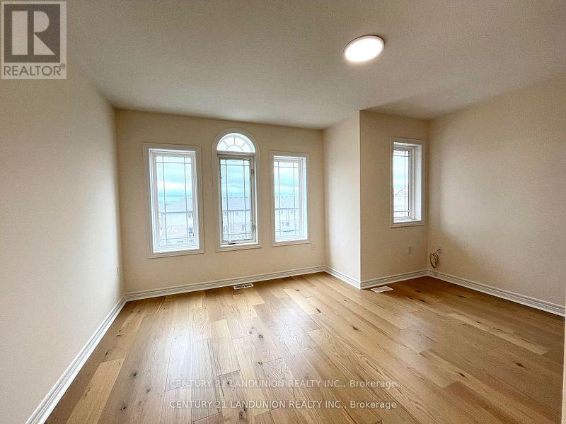 56 Bloom Crescent, Hamilton, Ontario  L0R 1P0 - Photo 15 - X12681686