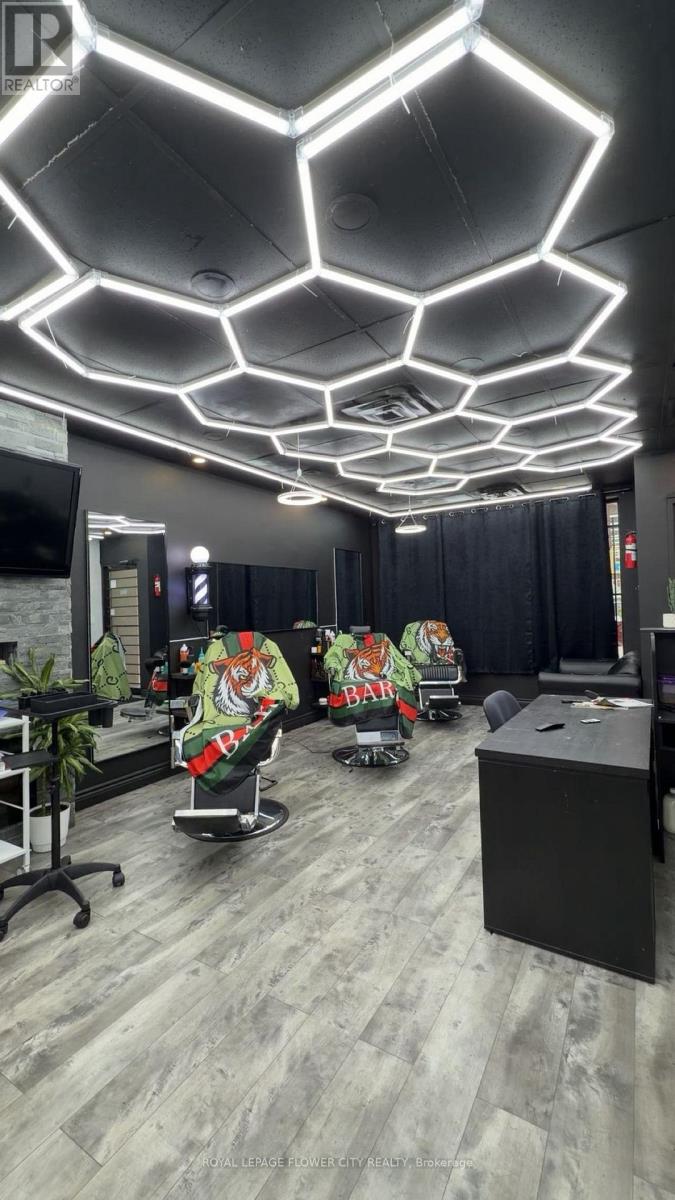 916 WYANDOTTE STREET E, Windsor, Ontario