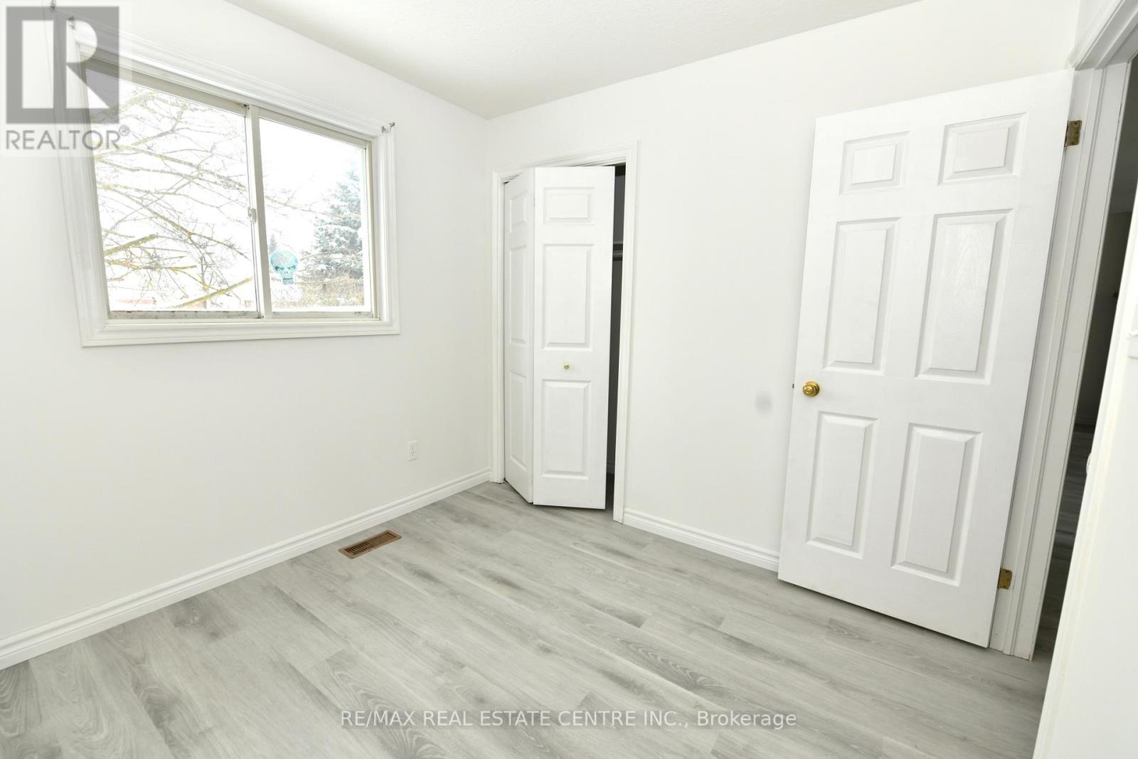 115 Miller Crescent, Minto, Ontario  N0G 2P0 - Photo 11 - X12681772