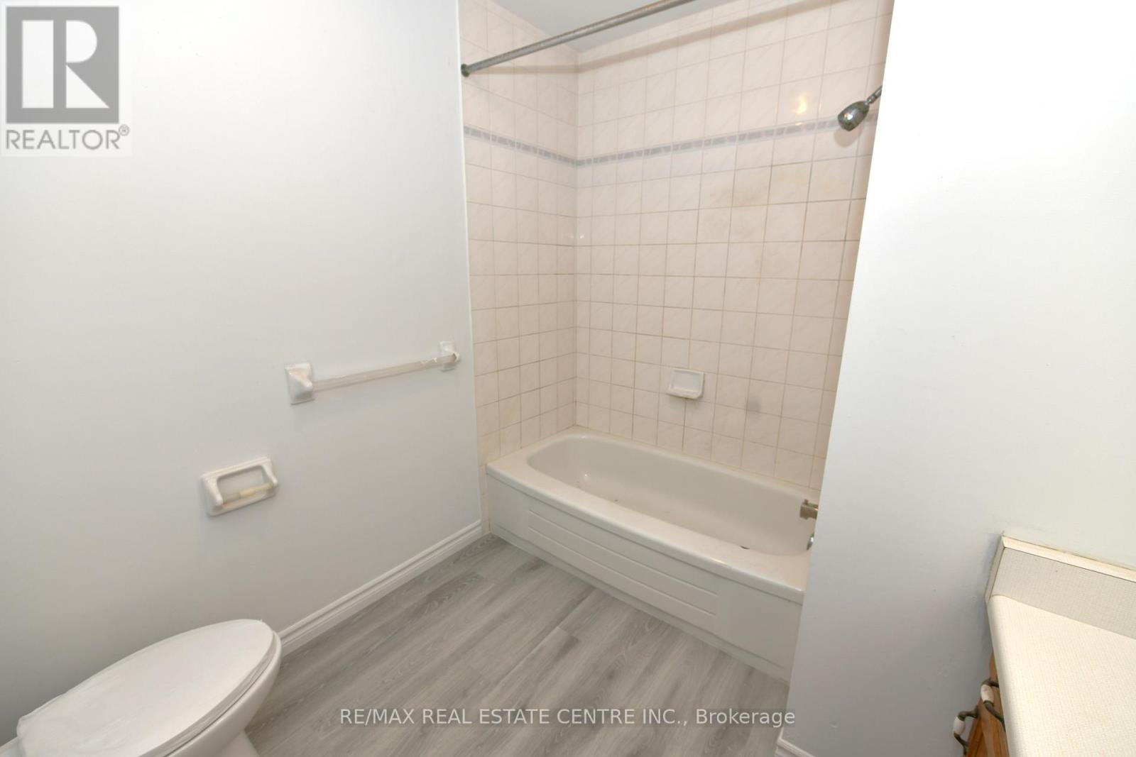 115 Miller Crescent, Minto, Ontario  N0G 2P0 - Photo 8 - X12681772