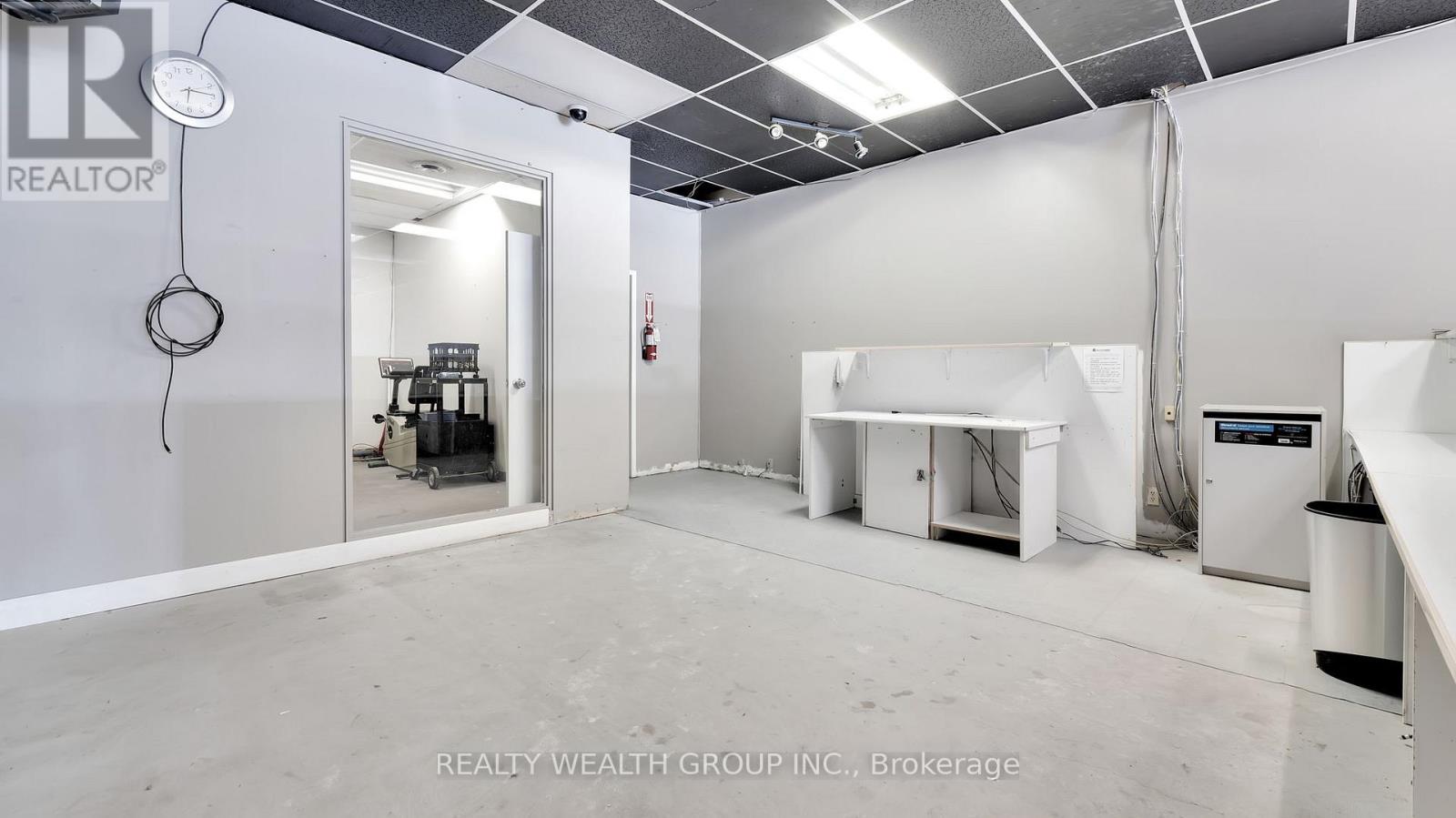 106 - 304-306 George Street N, Peterborough, Ontario  K9J 3H2 - Photo 12 - X12681810