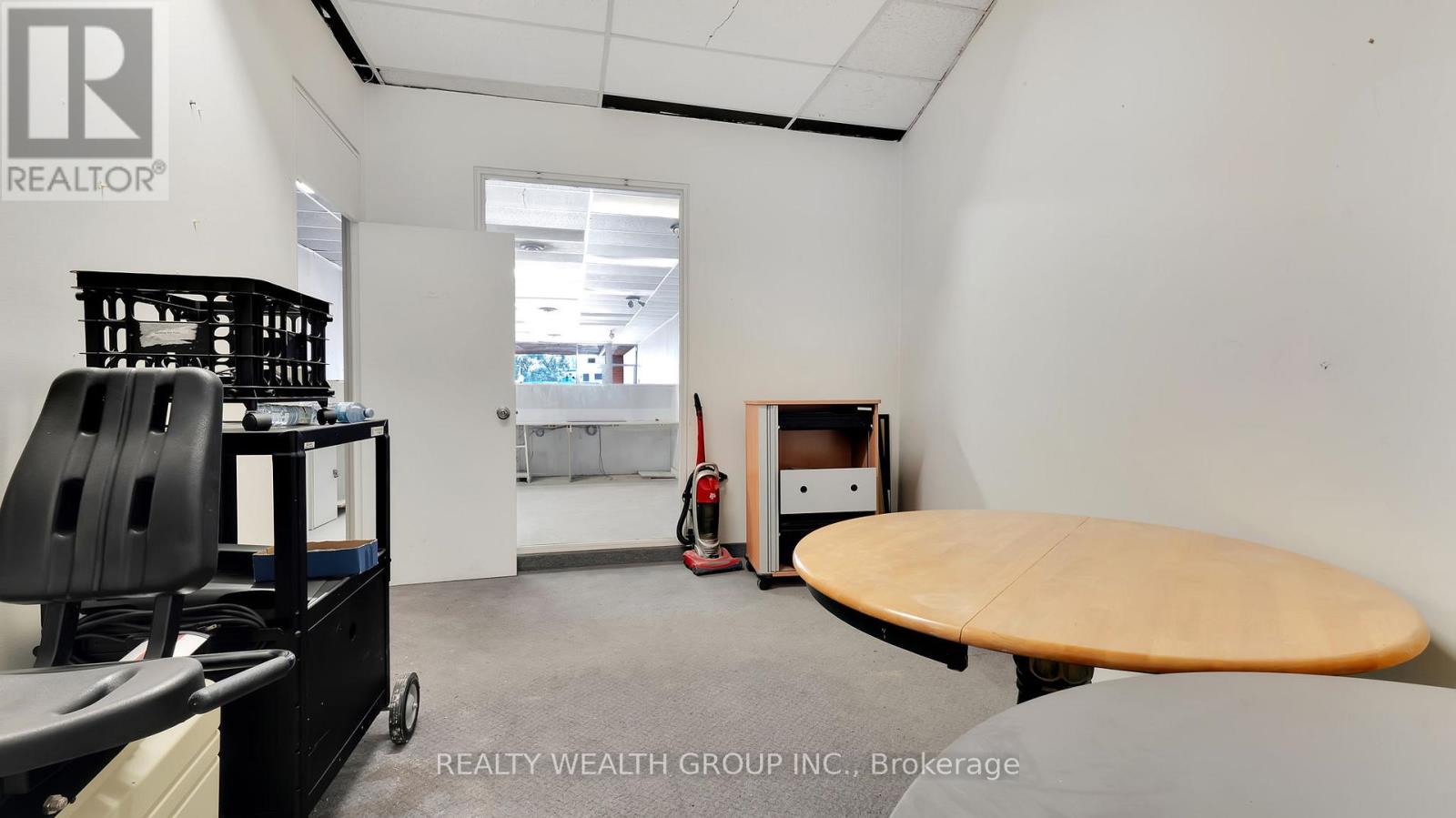 106 - 304-306 George Street N, Peterborough, Ontario  K9J 3H2 - Photo 17 - X12681810