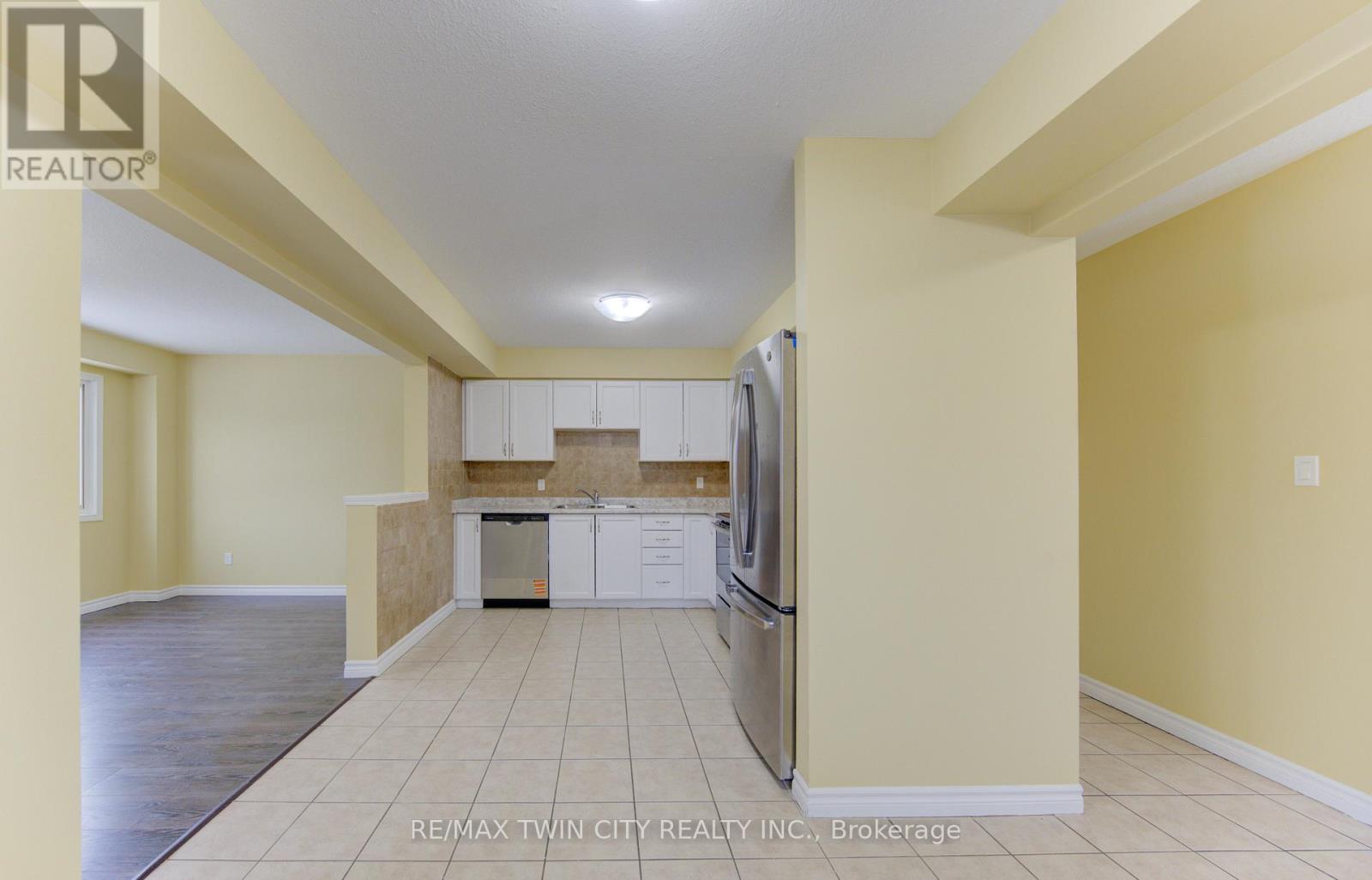 40 Red Clover Crescent S, Kitchener, Ontario  N2E 4G8 - Photo 17 - X12681830