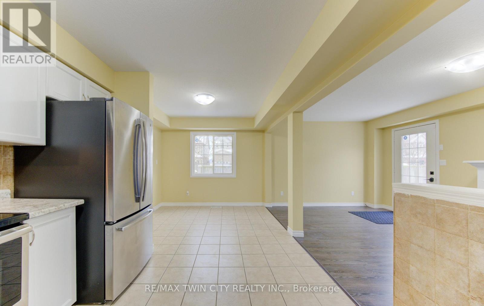 40 Red Clover Crescent S, Kitchener, Ontario  N2E 4G8 - Photo 19 - X12681830