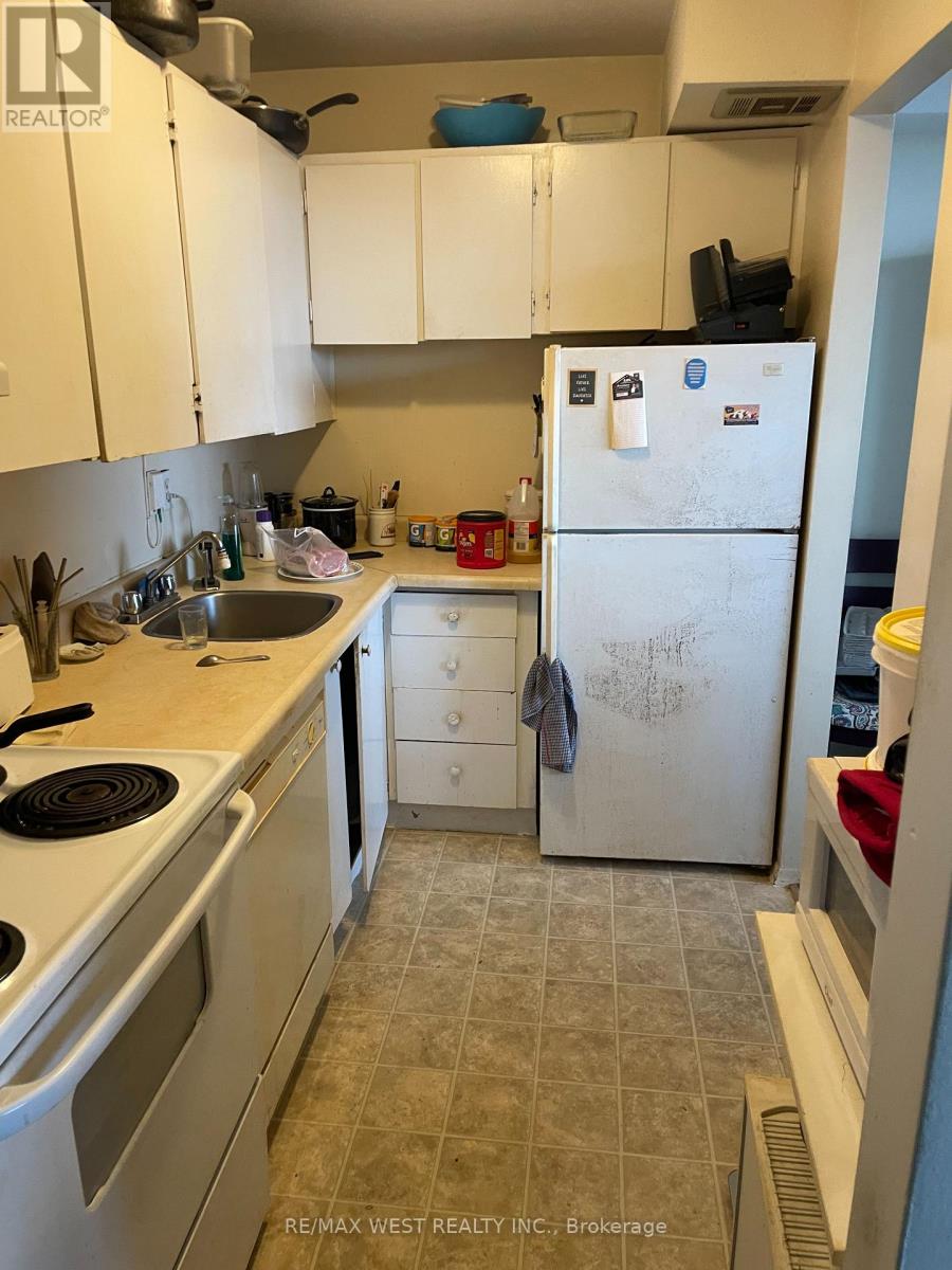 809 - 15 Nicklaus Drive, Hamilton, Ontario  L8K 5J5 - Photo 2 - X12681884