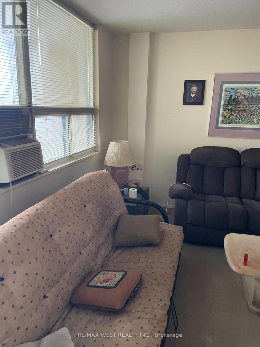 809 - 15 Nicklaus Drive, Hamilton, Ontario  L8K 5J5 - Photo 8 - X12681884