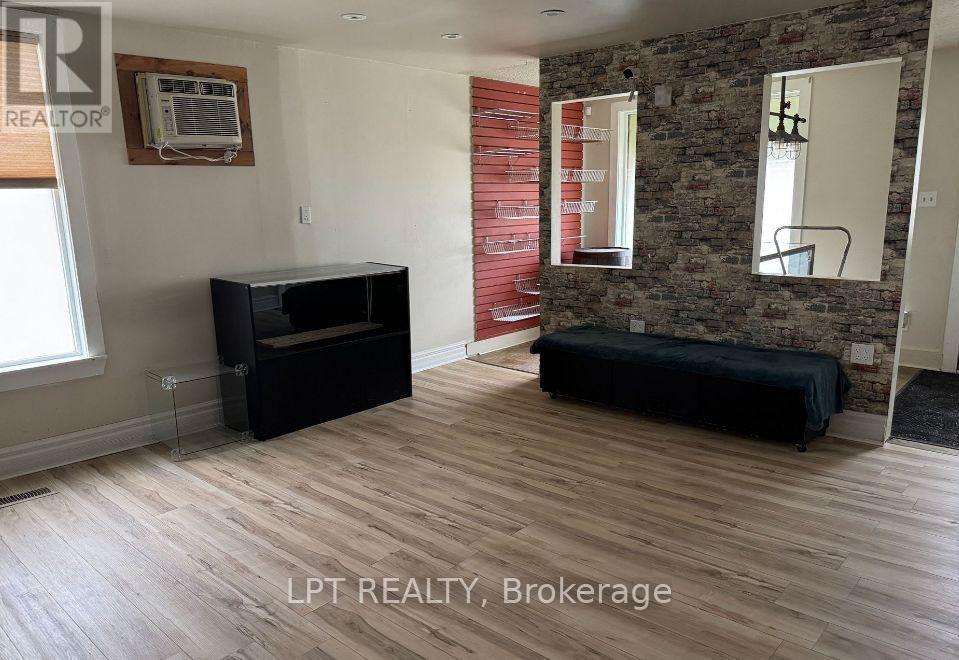 973 2nd Avenue W, Owen Sound, Ontario  N4K 4M8 - Photo 5 - X12681908