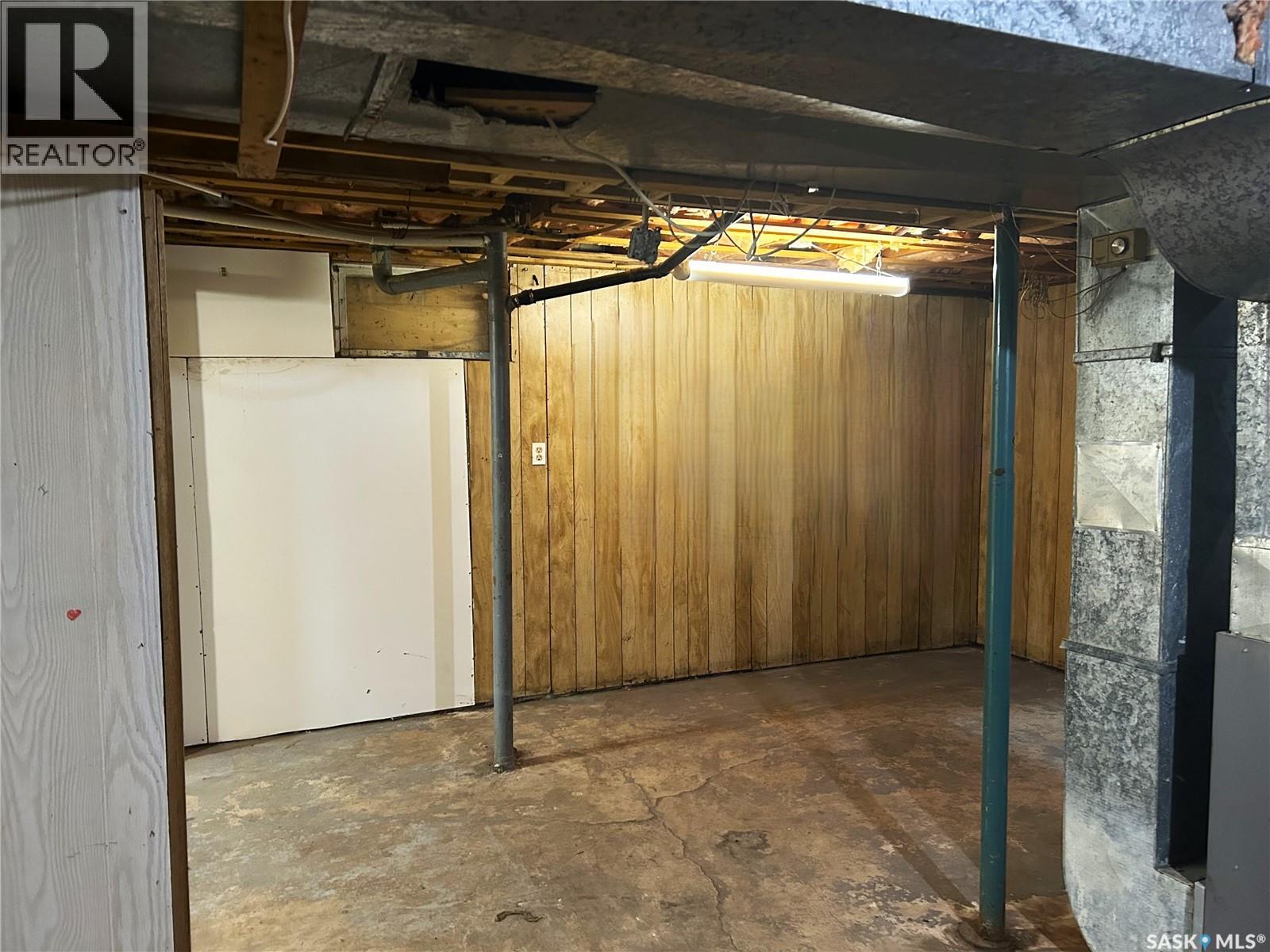 1157 Cameron Street, Regina, Saskatchewan  S4T 2S9 - Photo 17 - SK008618