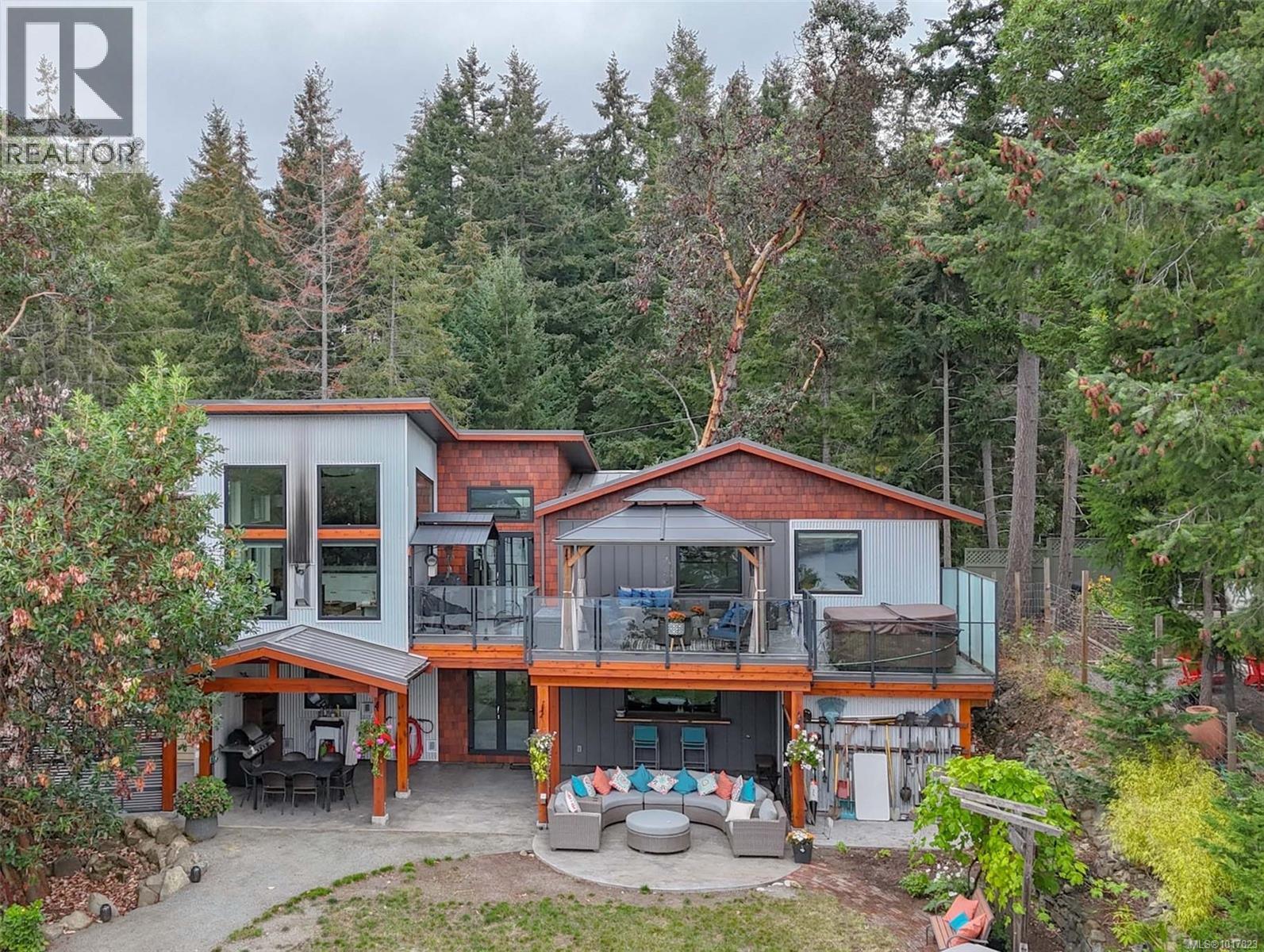 1322 Harrison Way, Gabriola Island, British Columbia V0R 1X2 - Photo 1 - 1017823