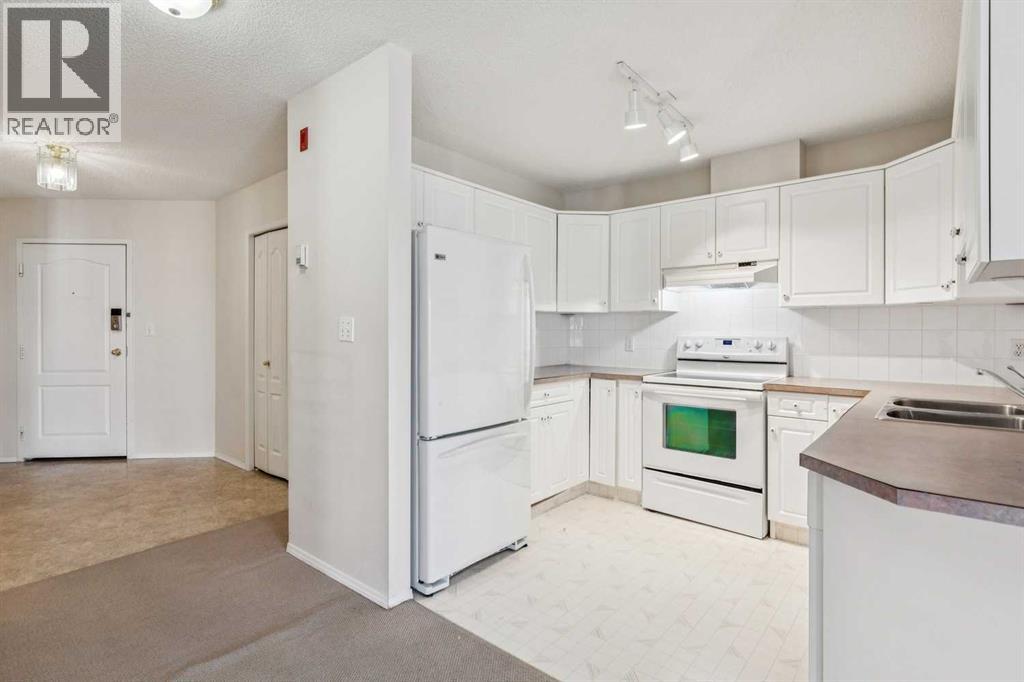 418, 20 Sierra Morena Mews Sw, Calgary, Alberta  T3H 3K6 - Photo 12 - A2272420