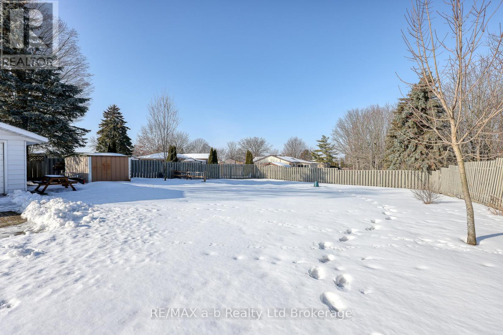 251 King Street E, Ingersoll, Ontario  N5C 1H4 - Photo 12 - X12671774