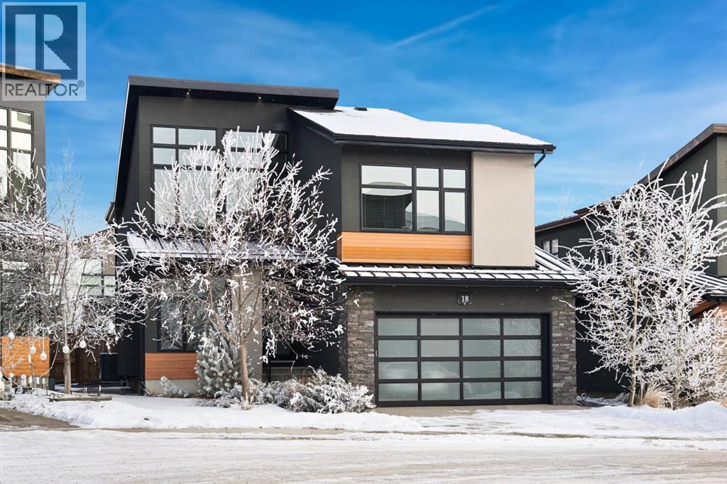 18 West Point Mews Sw, Calgary, Alberta  T3H 0X4 - Photo 1 - A2277666
