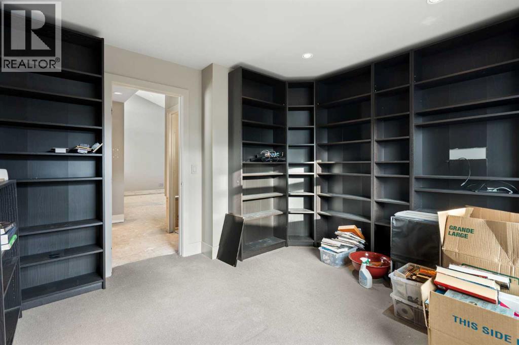 18 West Point Mews Sw, Calgary, Alberta  T3H 0X4 - Photo 36 - A2277666