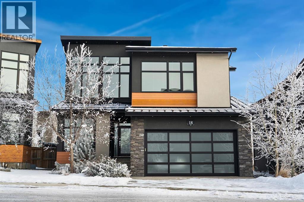 18 West Point Mews Sw, Calgary, Alberta  T3H 0X4 - Photo 2 - A2277666