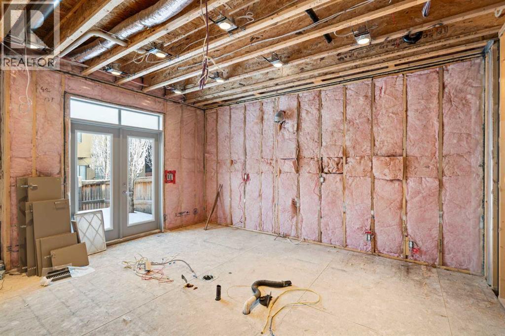 18 West Point Mews Sw, Calgary, Alberta  T3H 0X4 - Photo 16 - A2277666