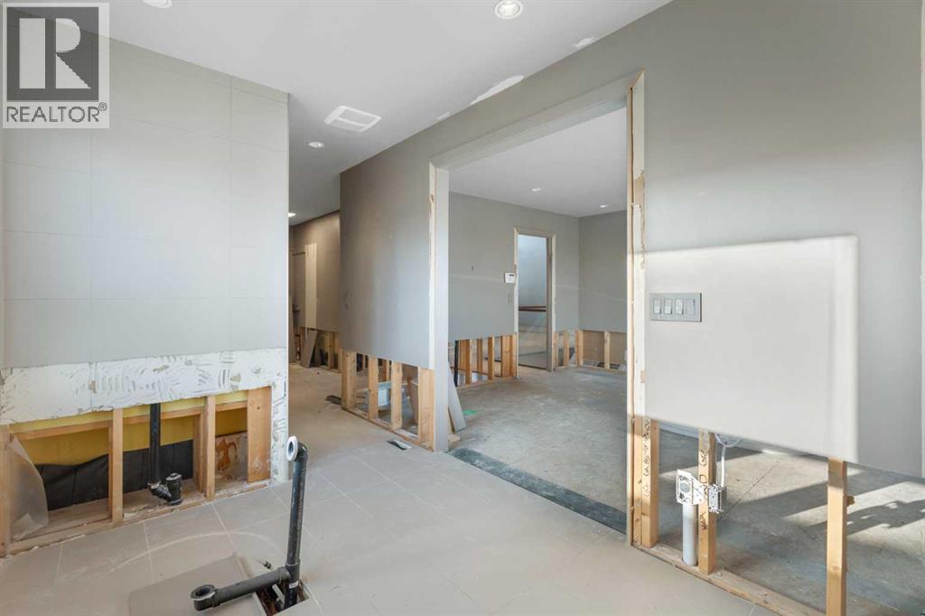 18 West Point Mews Sw, Calgary, Alberta  T3H 0X4 - Photo 30 - A2277666