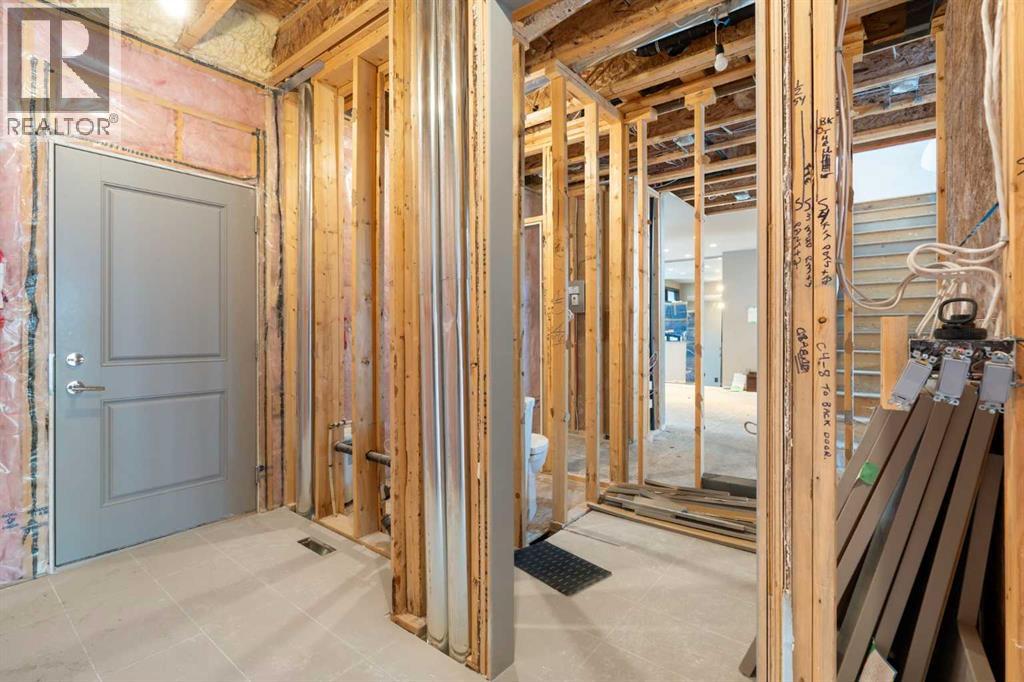 18 West Point Mews Sw, Calgary, Alberta  T3H 0X4 - Photo 20 - A2277666