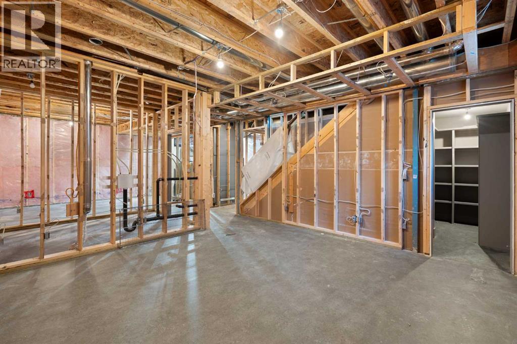 18 West Point Mews Sw, Calgary, Alberta  T3H 0X4 - Photo 42 - A2277666