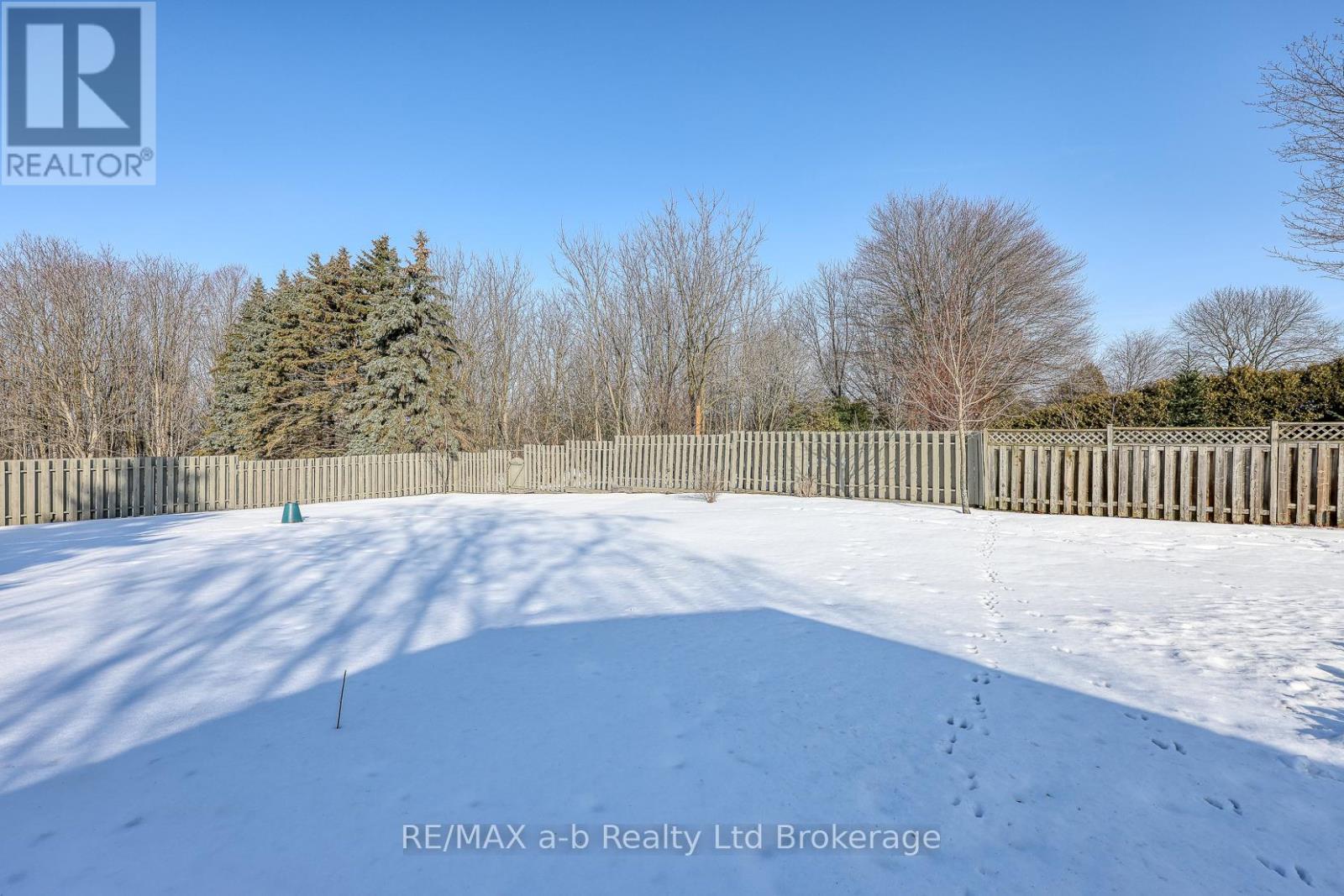 251 King Street E, Ingersoll, Ontario  N5C 1H4 - Photo 4 - X12671774