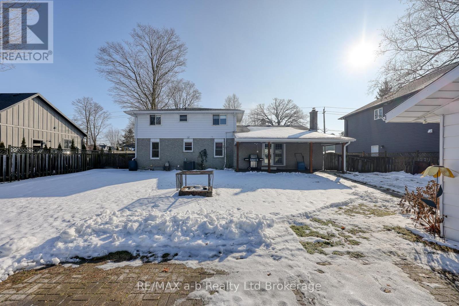 251 King Street E, Ingersoll, Ontario  N5C 1H4 - Photo 8 - X12671774