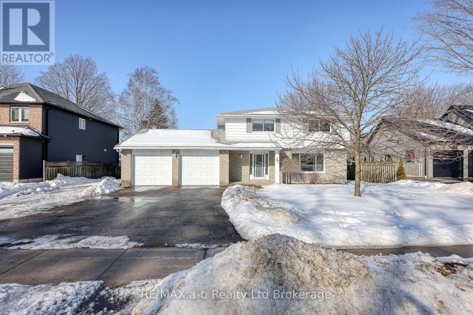 251 King Street E, Ingersoll, Ontario  N5C 1H4 - Photo 45 - X12671774