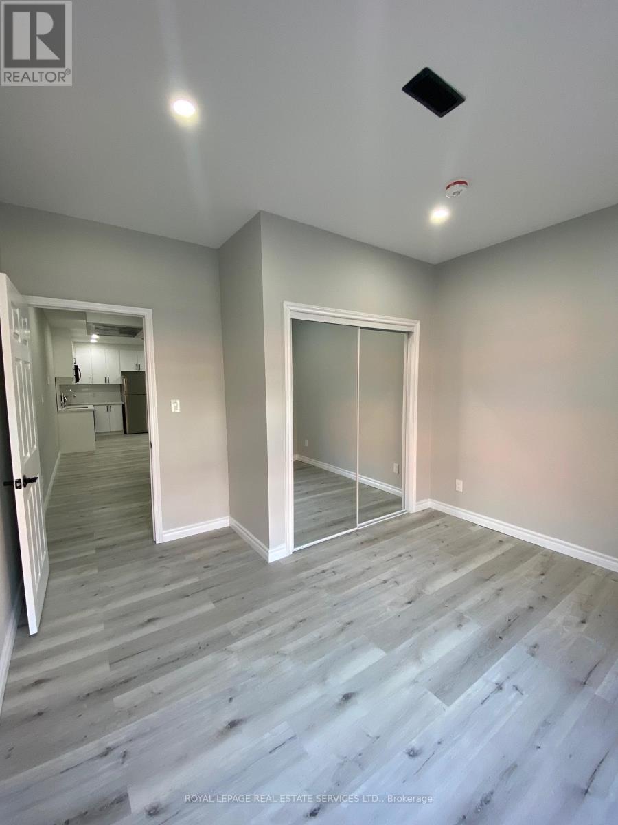 238 Queen Street S, Mississauga (Streetsville), Ontario  L5M 1L5 - Photo 18 - W12656570