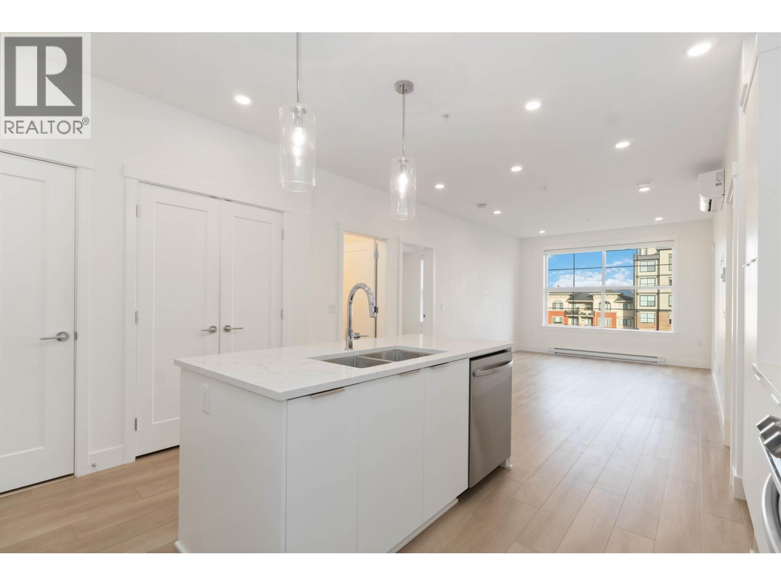 415 22633 Selkirk Avenue, Maple Ridge, British Columbia  V2X 1C7 - Photo 5 - R3068393